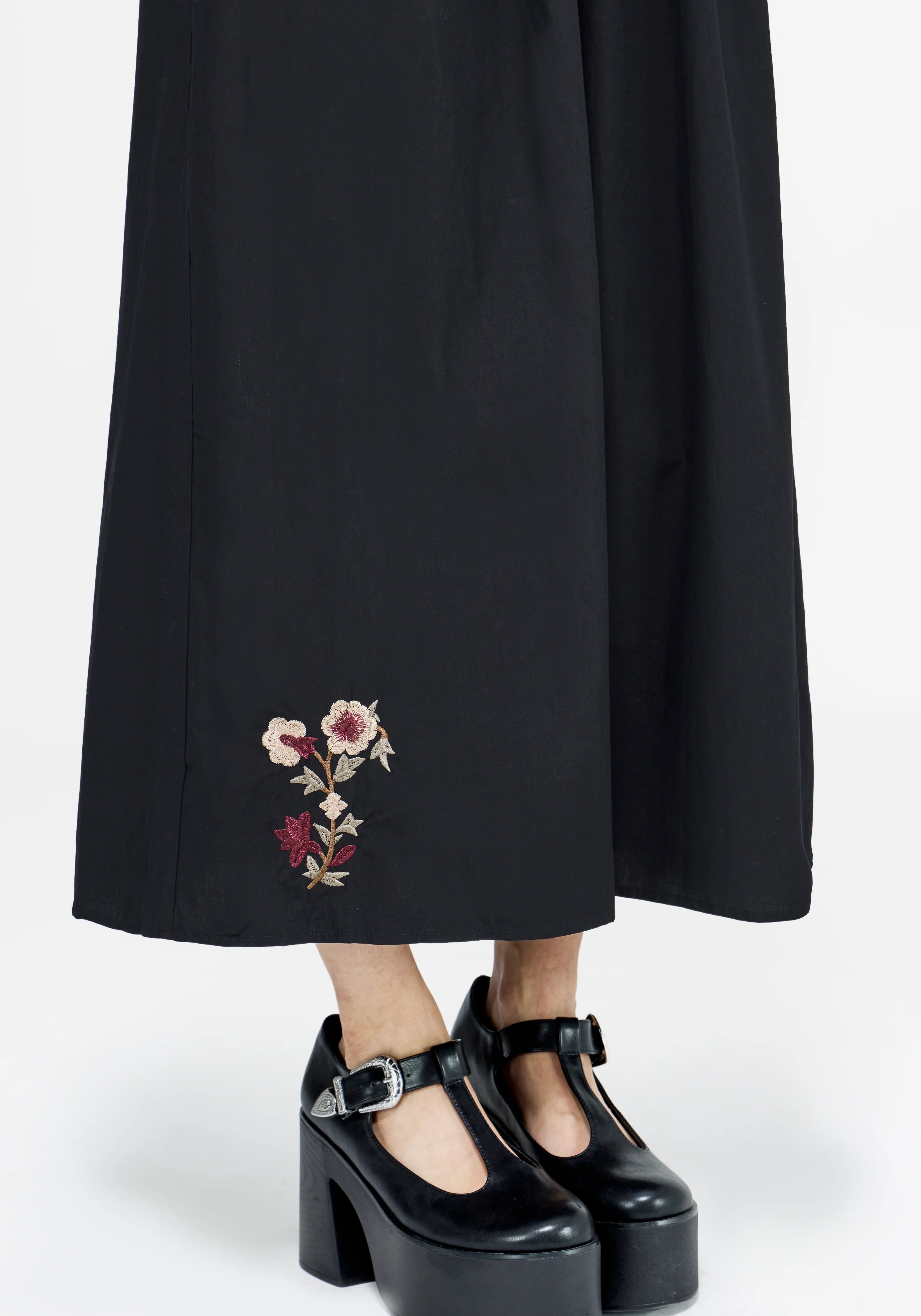 Arianwen Bestickt Puffärmel Ärmel Midaxi Kleid - Schwarz - Image 4