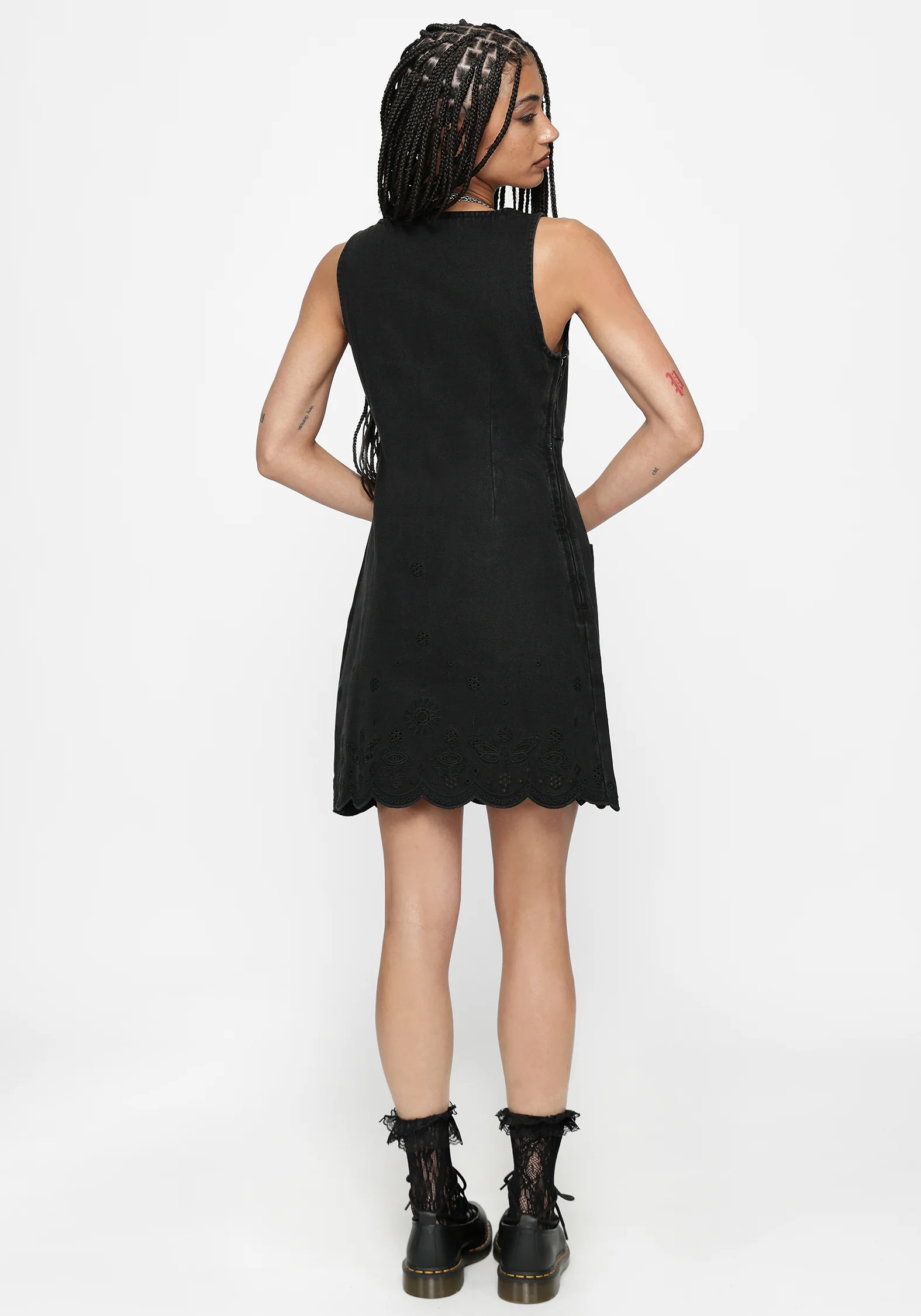 Ayr Broderie Denim Schürzenkleid Kleid - Image 3