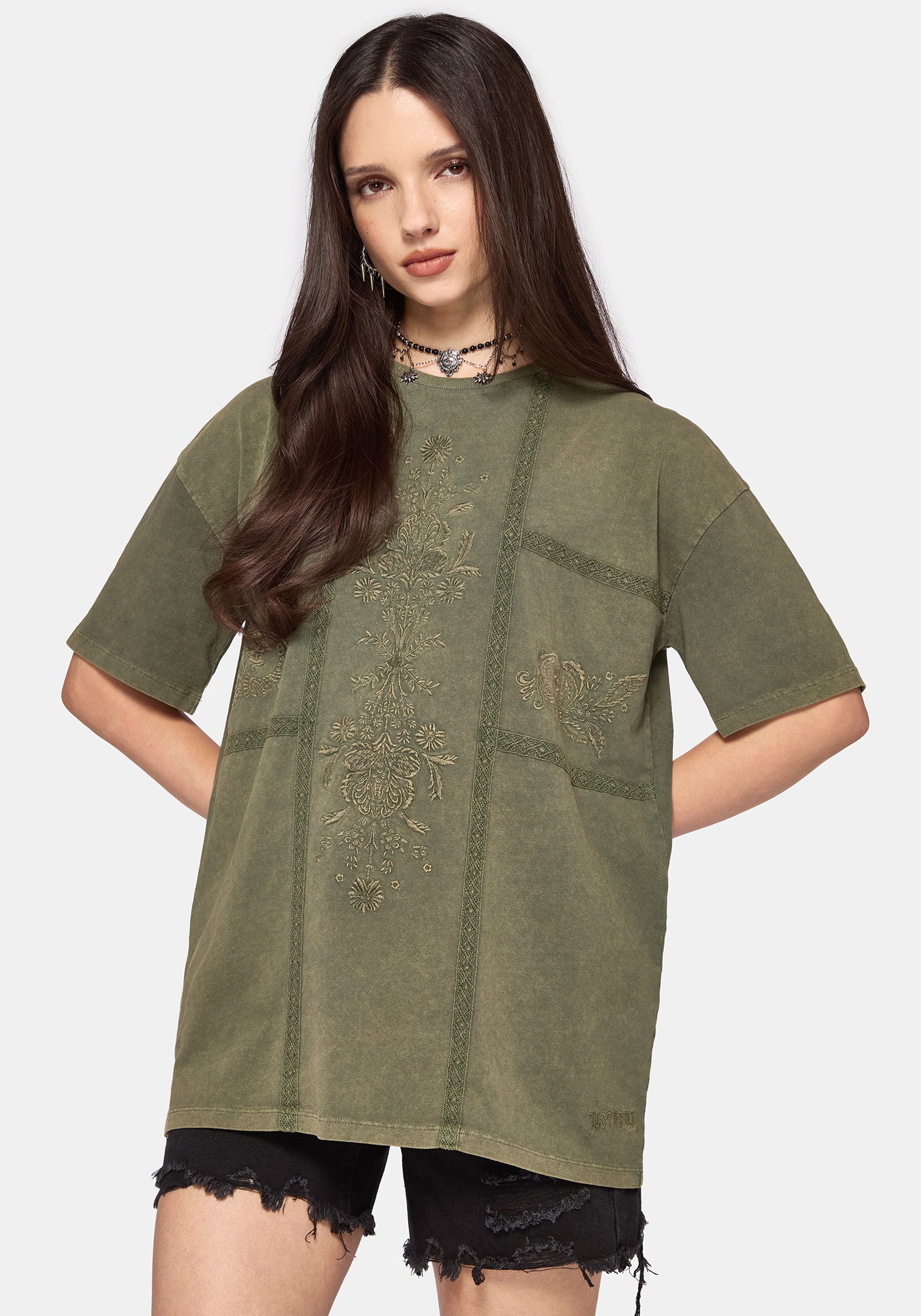 Blake Lace Oversized Graphic T-Shirt - Khaki - Image 5