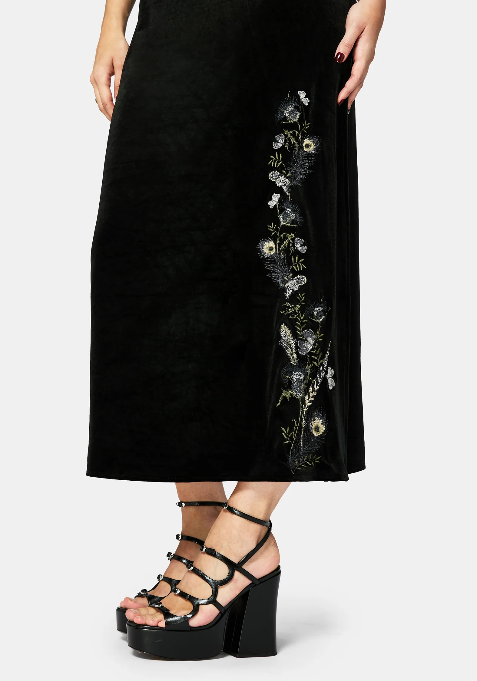 Bluesow Feather & Thistles Bestickt Velours Slip Maxi Kleid - Image 2
