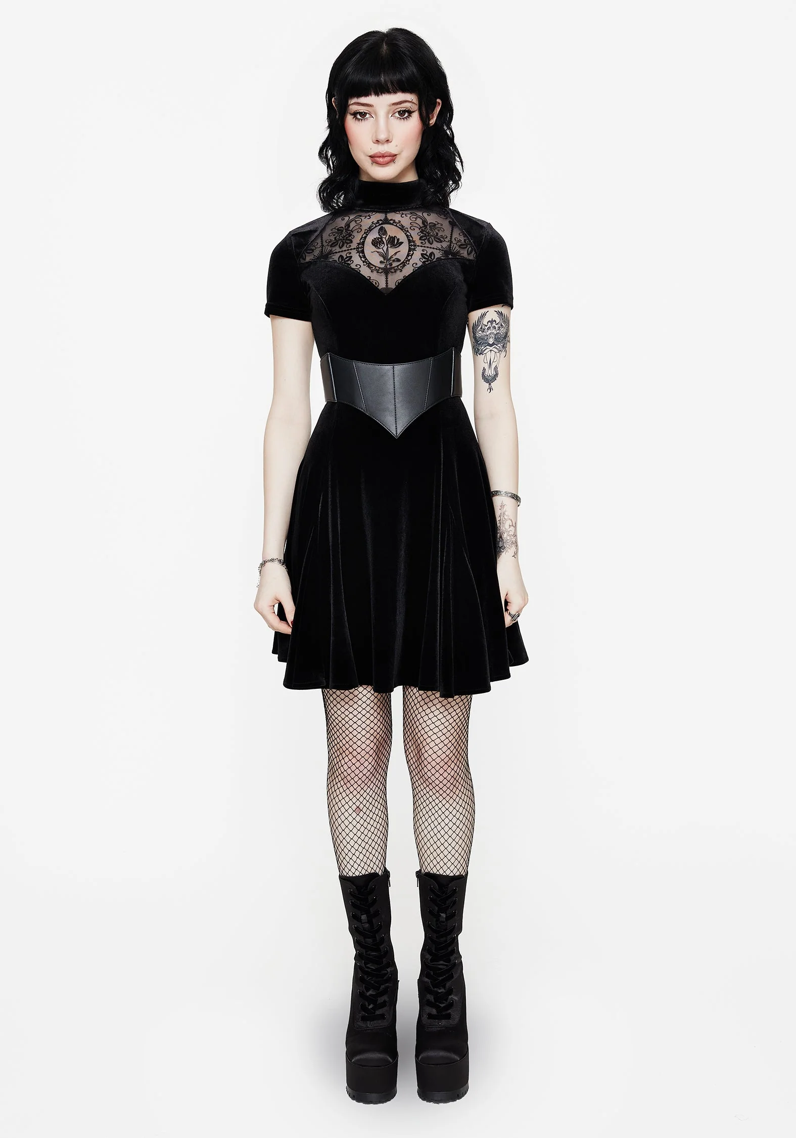Cameo Hoch Hals Beflockt Mesh Insert Skater Mini Kleid - Image 7