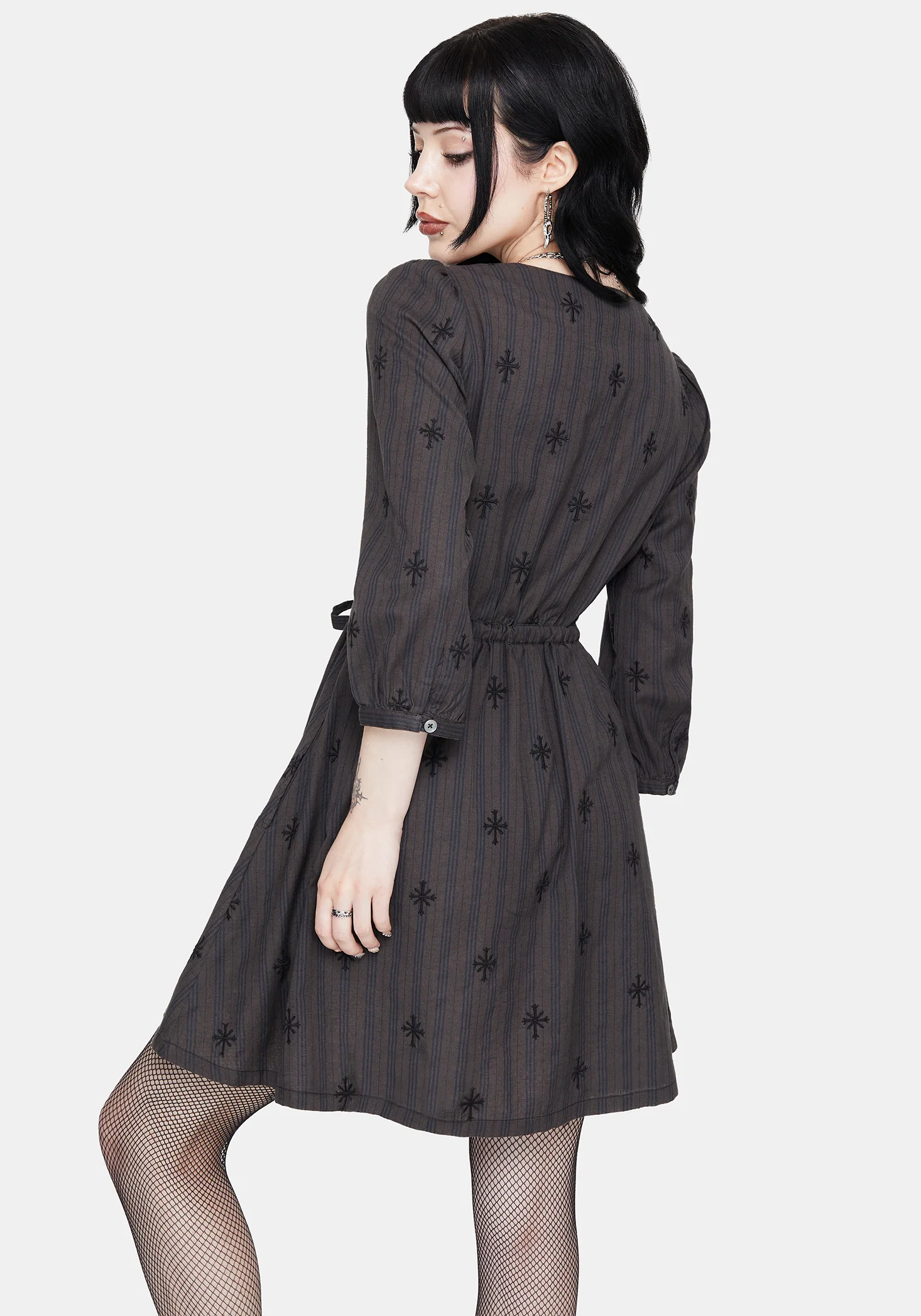 Diana Baumwolle Mischung Streifen Kreuz Bestickt Mini Kleid - Image 3