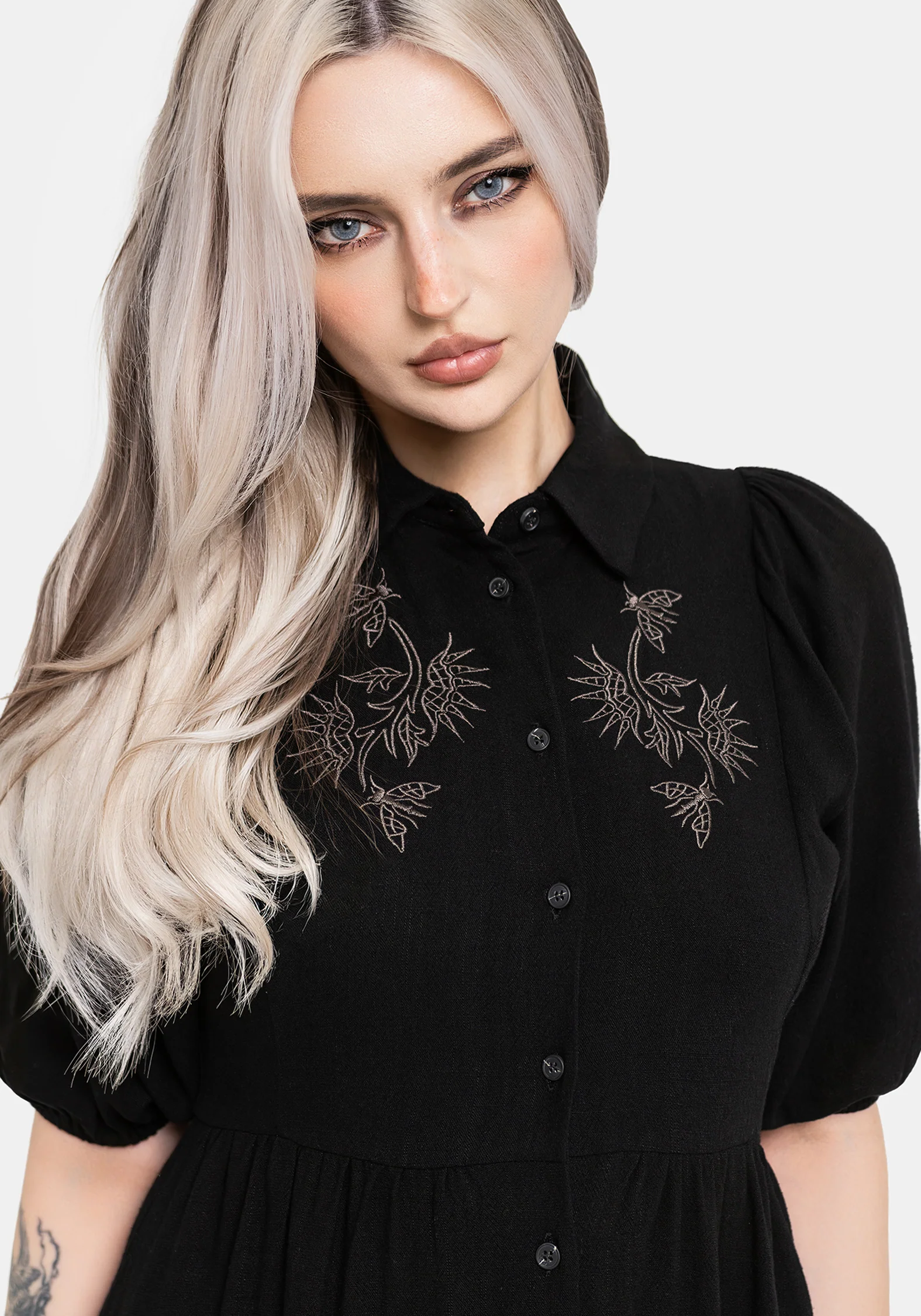 Dionaea Flytrap Embroidered Midi Shirt Dress - Image 2