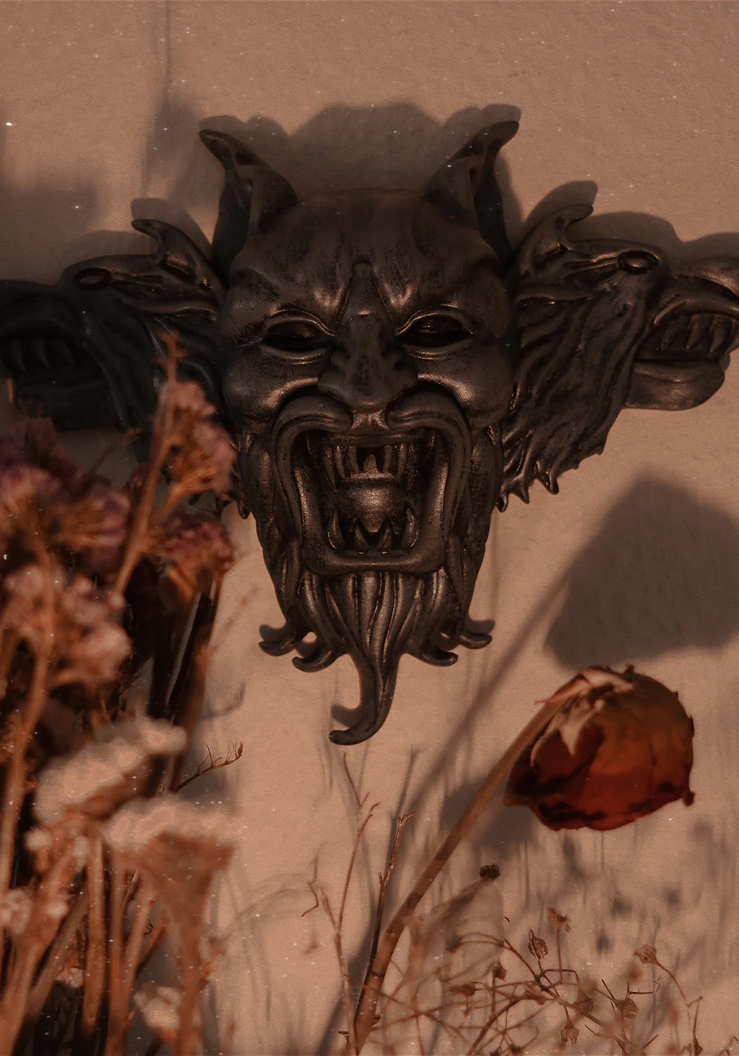 Dracula Wand Kleiderbügel - Image 7