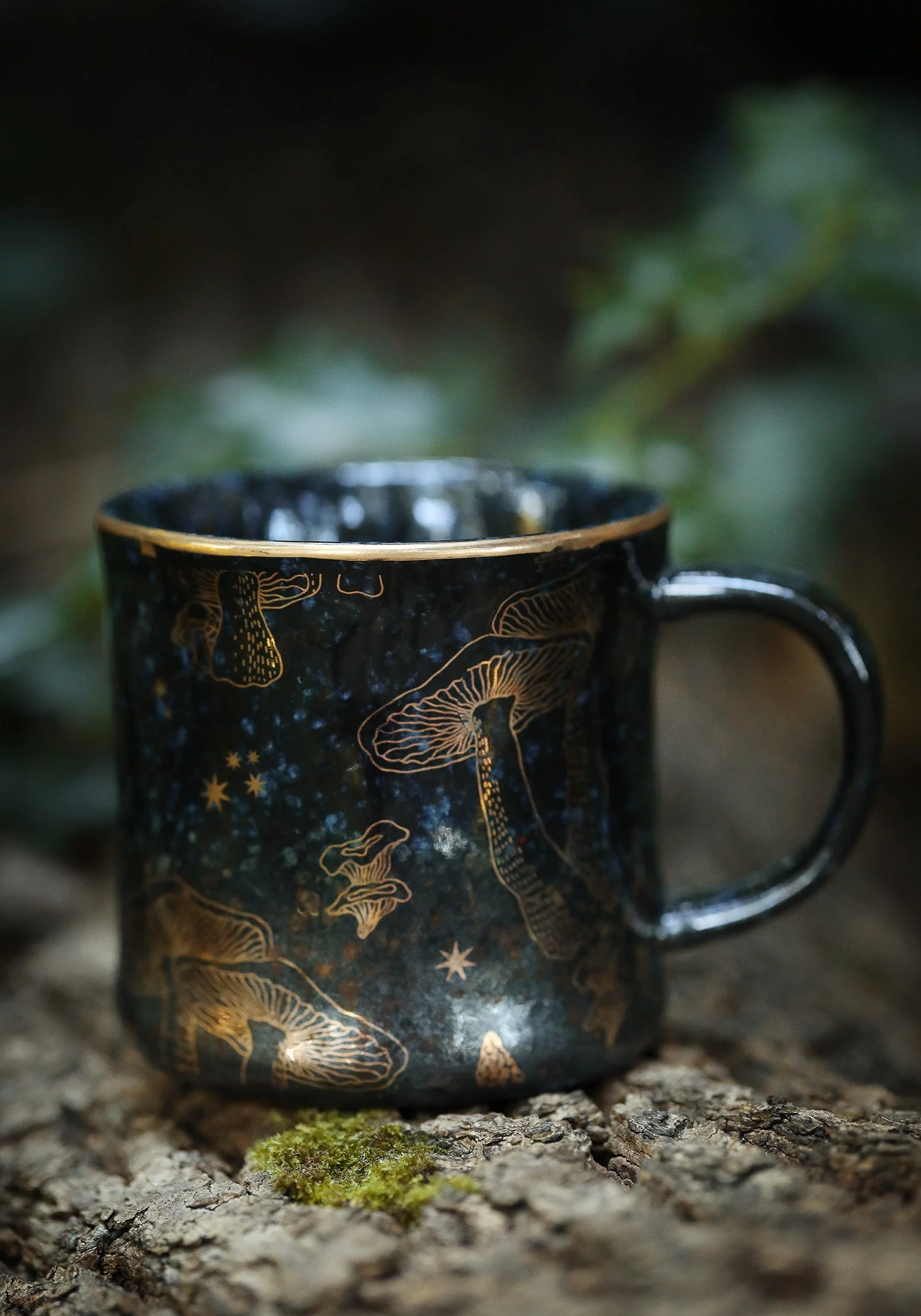 Faefire Foiled Pilz Druck Becher - Image 5