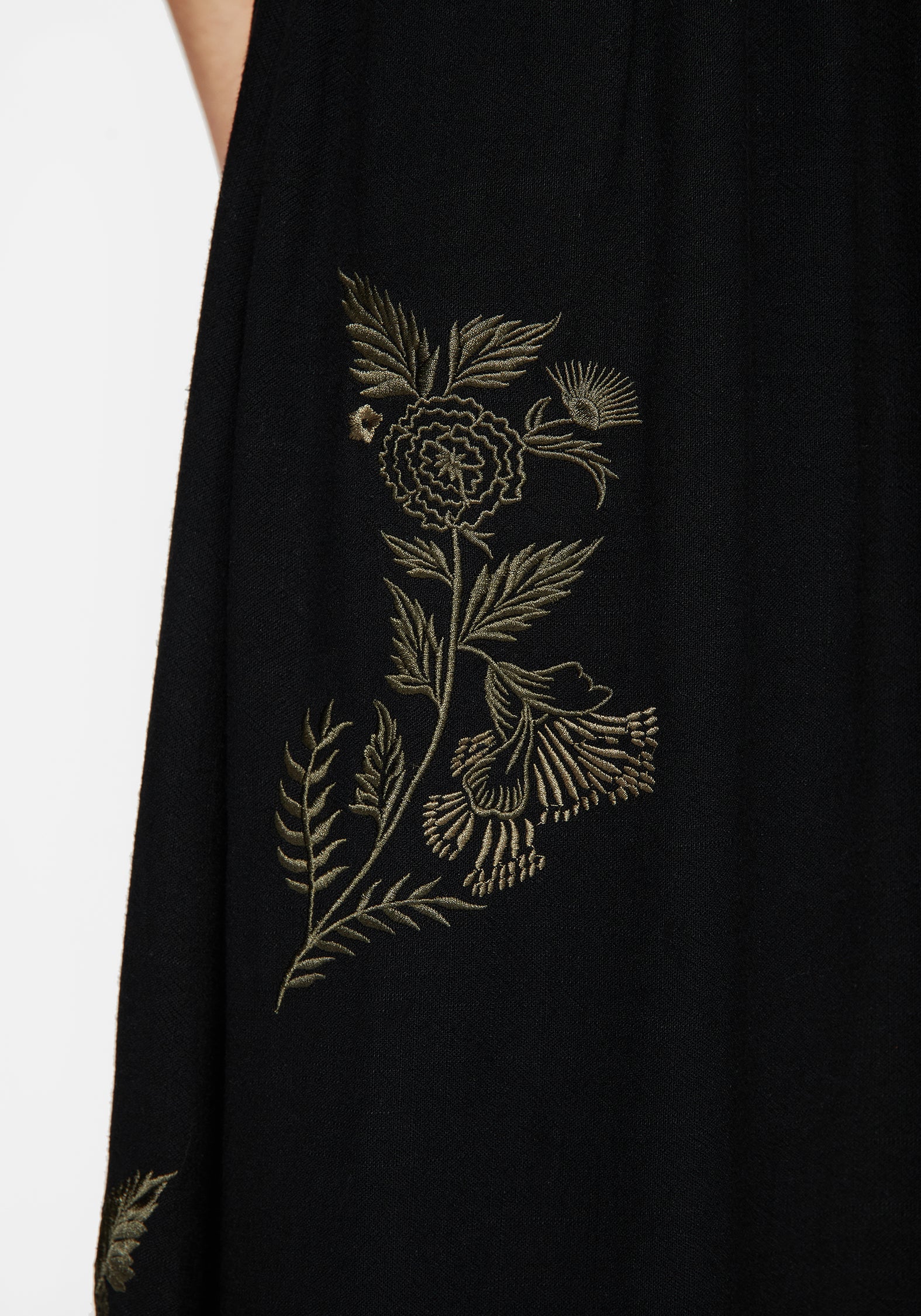 Foliate Leinenmischung Bestickt Ärmellos Midi Kleid - Schwarz - Image 7