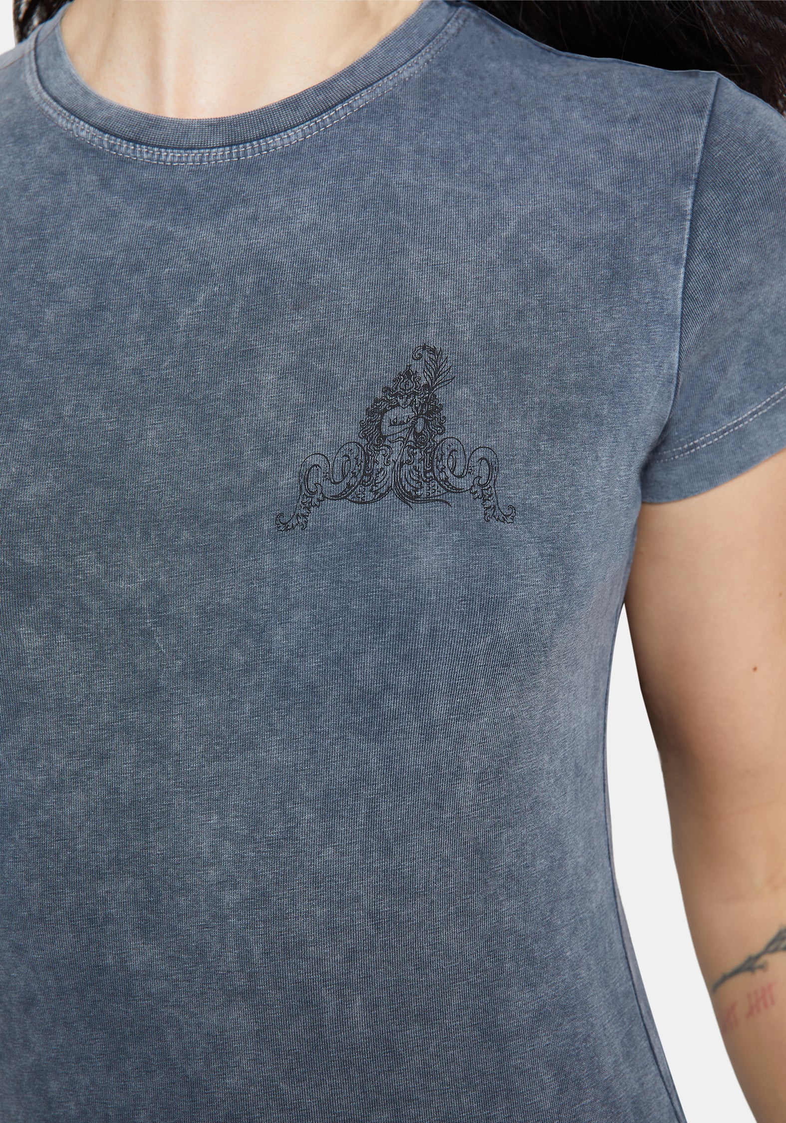 Kelari Merman Kurz Mit Ärmeln Passgenau T-Shirt - Image 2