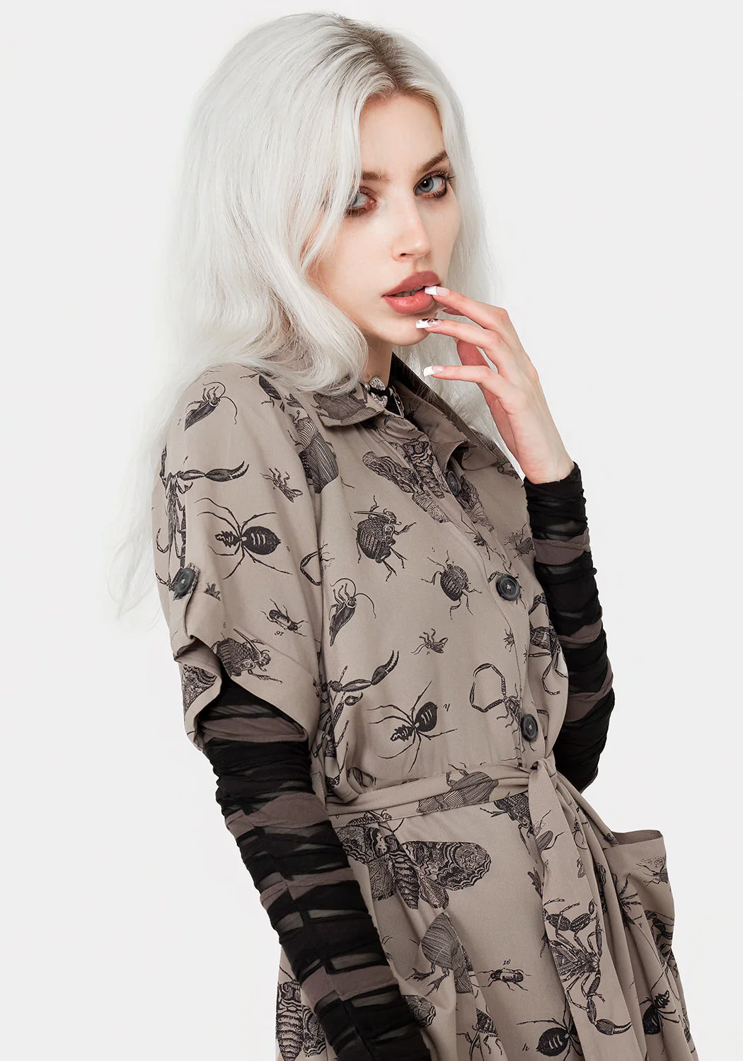 Parasite Insekten Druck Mini Kurz Ärmel Hemd Kleid Taupe - Image 6