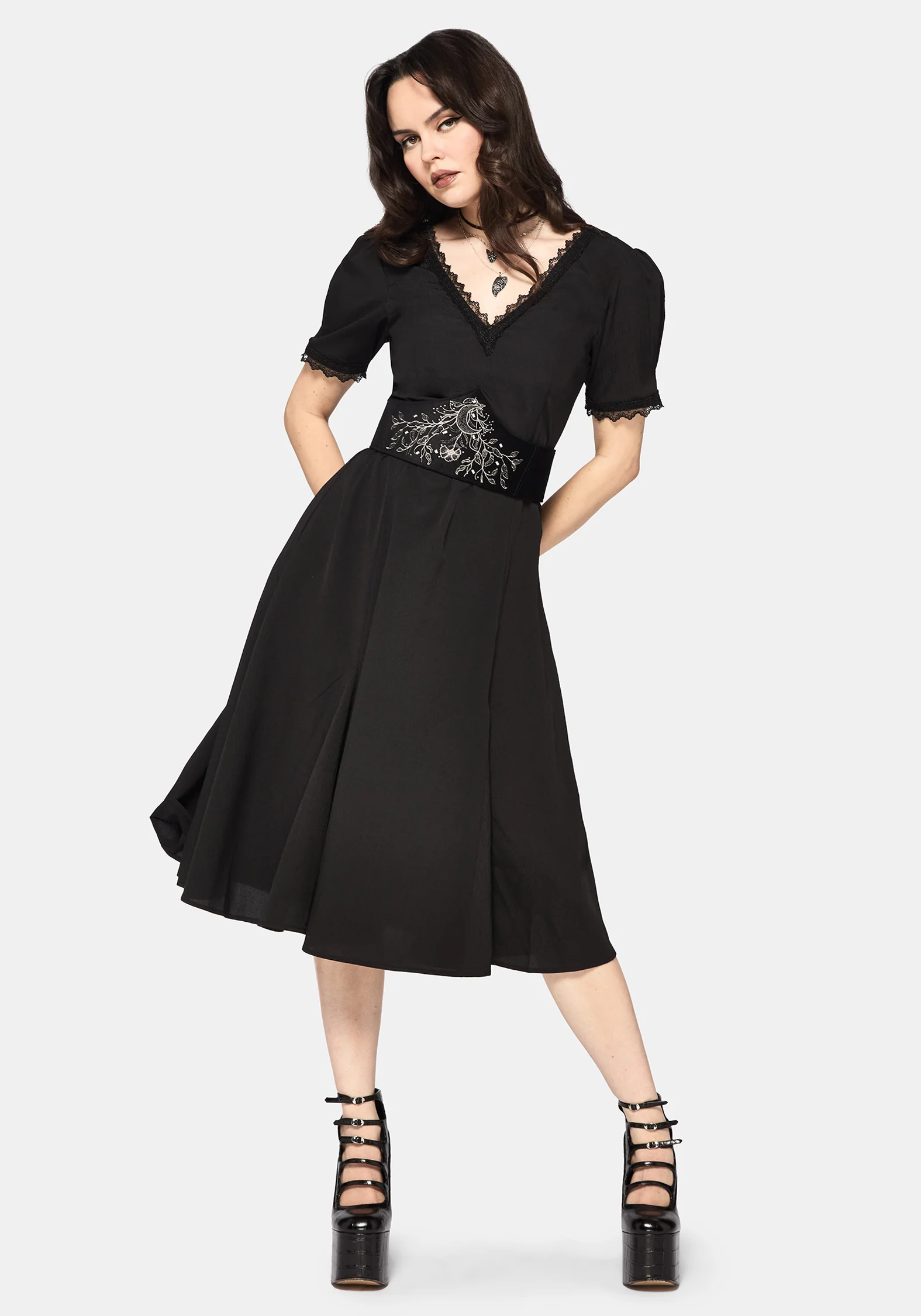 Sanzia Krawatte Rücken Spitze Midi Kleid - Image 6