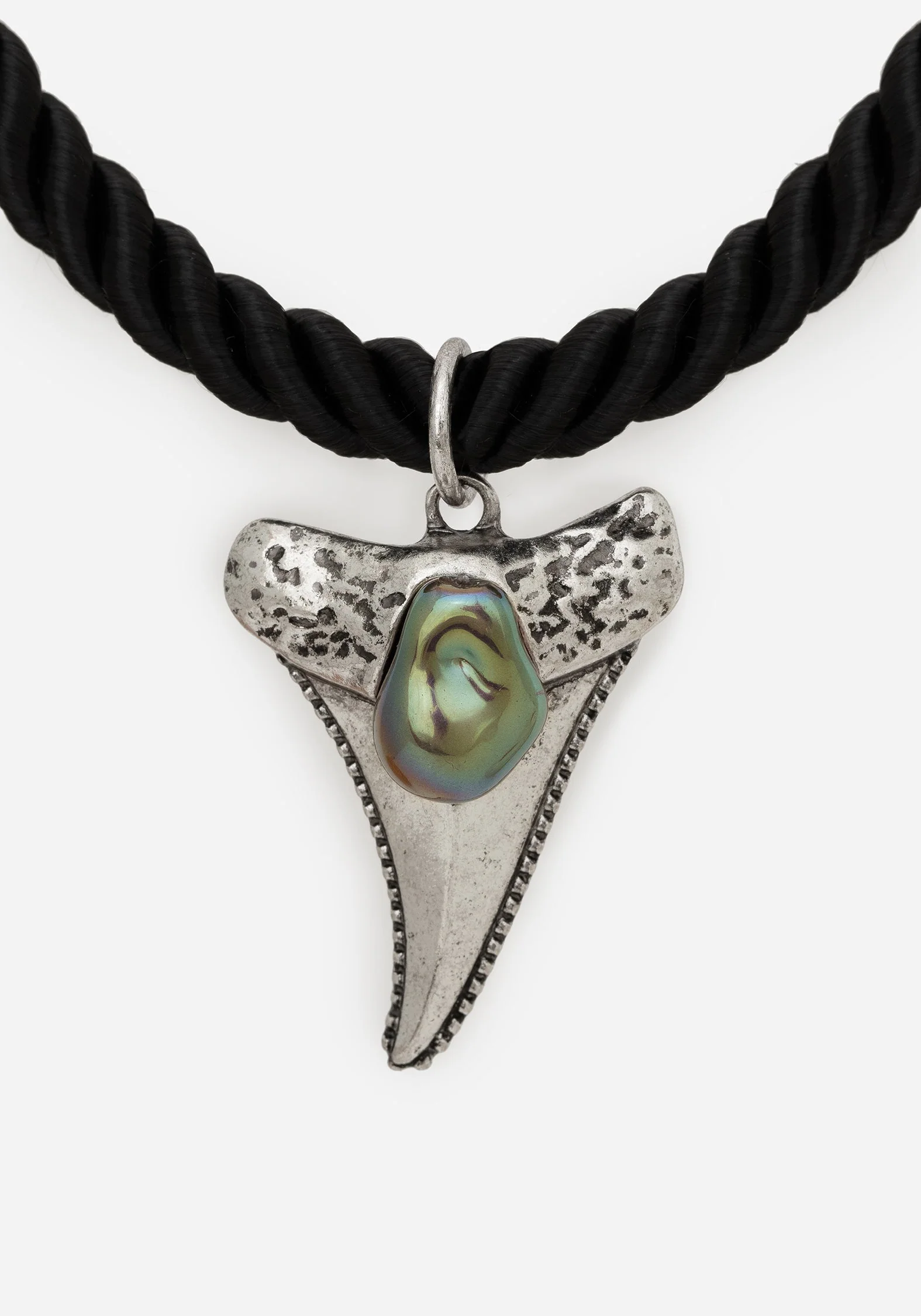 Shark Tooth Seil Halskette - Image 2