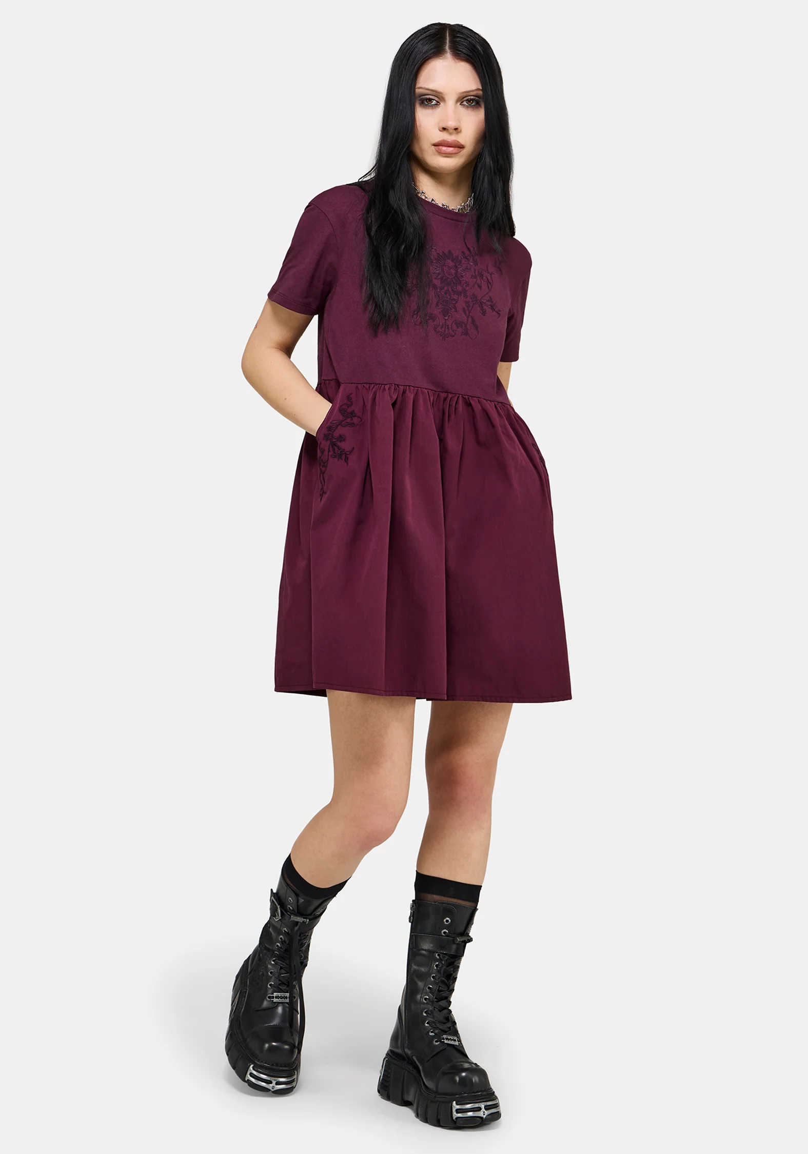 Trixie Bestickt Skater Kleid - Image 4